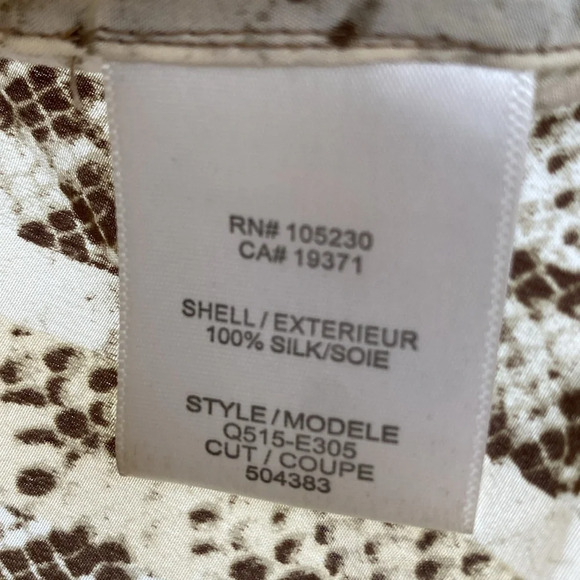Equipment Femme Silk Blouse Womens Size Small Cream Tan Snakeskin Print Pullover - Picture 5 of 10